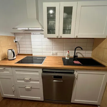 A&r Brzozowa 5 Semesterbostad