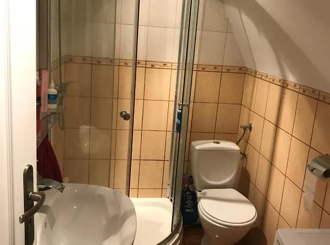 A&r Brzozowa 5 * Ровы